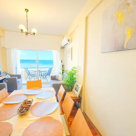 Daire Breathtaking Beachfront In Makenzy Larnaca